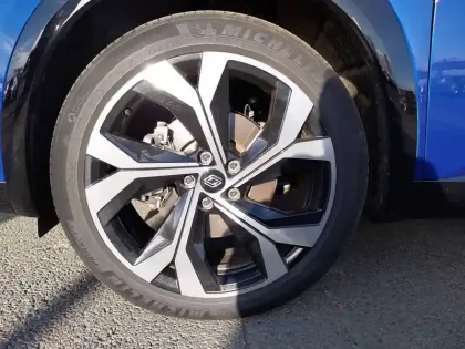 Photo 17 Renault Austral  E-Tech full hybrid 200 GSR2