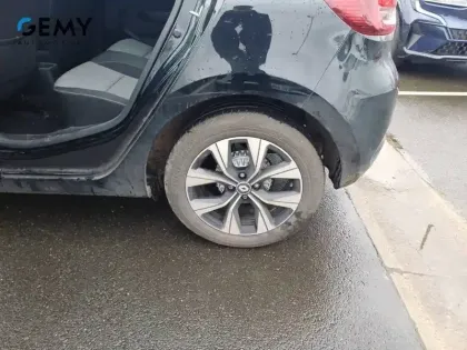 Photo 10 Renault Clio  TCe 90 - 21