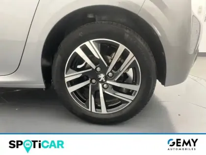 Photo 15 Peugeot 208  PureTech 100 S&S BVM6