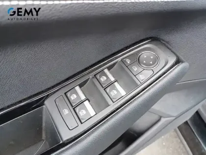 Photo 11 Renault Austral  full hybrid E-Tech 200 ch