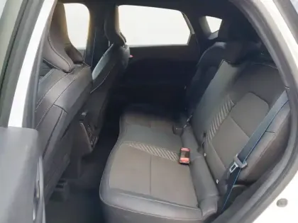 Photo 11 Renault Captur  E-Tech full hybrid 145 ch