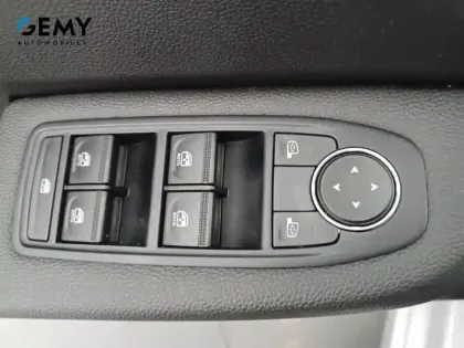 Photo 55 Renault Clio  Blue dCi 100