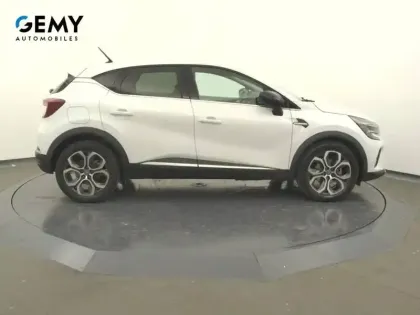 Photo 47 Renault Captur  E-Tech Plug-in 160 - 21