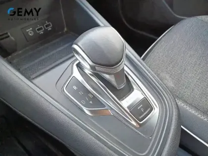 Photo 17 Renault Captur  E-Tech Plug-in 160 - 21