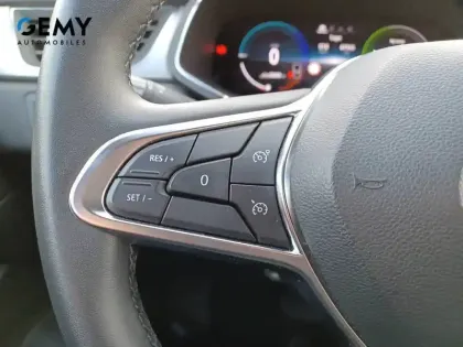 Photo 13 Renault Captur  E-Tech Plug-in 160 - 21