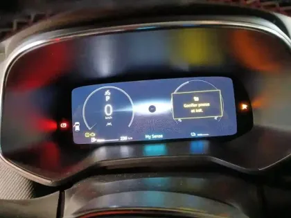 Photo 14 Renault Clio  E-Tech full hybrid 145 ch GSR2