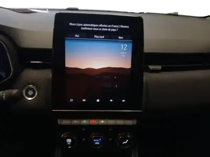 Photo 15 Renault Clio  E-Tech full hybrid 145 ch GSR2