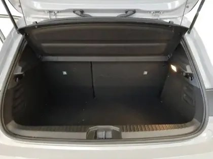 Photo 12 Renault Clio  E-Tech full hybrid 145 ch GSR2