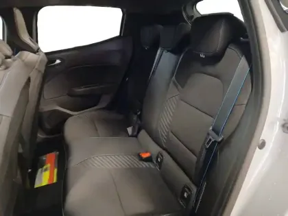 Photo 11 Renault Clio  E-Tech full hybrid 145 ch GSR2