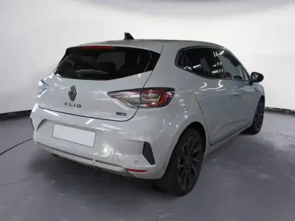 Photo 6 Renault Clio  E-Tech full hybrid 145 ch GSR2