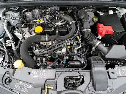 Photo 96 Renault Clio  Eco-G 100 GSR2