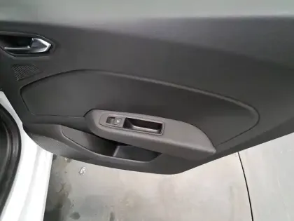 Photo 64 Renault Clio  Eco-G 100 GSR2