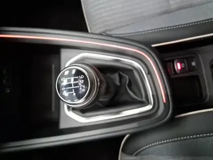 Photo 34 Renault Clio  Eco-G 100 GSR2