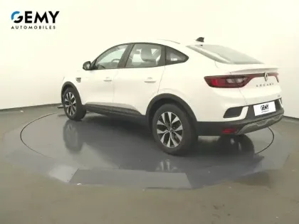 Photo 41 Renault Arkana  E-Tech 145