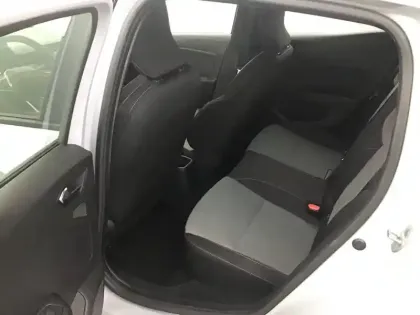 Photo 14 Renault Clio  Blue dCi 100 ch GSR2