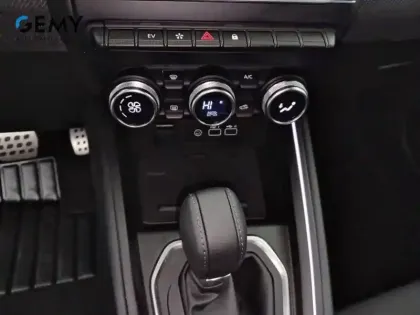 Photo 29 Renault Clio Gén. V (BJA) Ph2 esprit Alpine 5