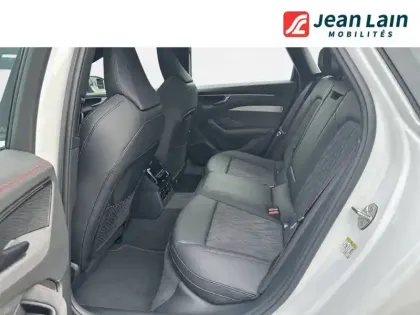 Photo 54 Audi A6  Avant e-hybrid 367 ch S tronic 7 Quattro