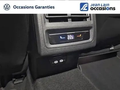 Photo 16 Volkswagen Golf  2.0 TSI 300 DSG7