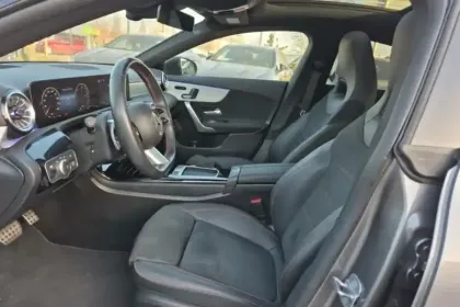 Photo 43 Mercedes CLA  Coupé 250 e 8G-DCT