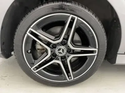 Photo 18 Mercedes CLA  Coupé 250 e 8G-DCT