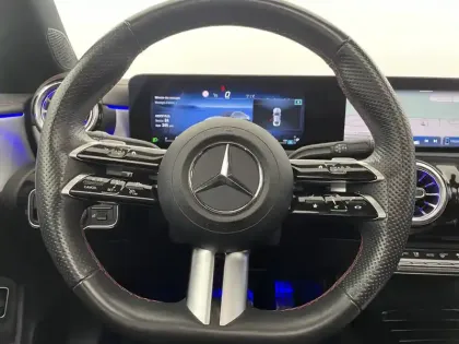 Photo 22 Mercedes CLA  Coupé 250 e 8G-DCT