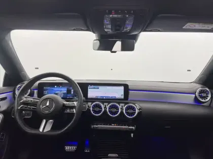 Photo 30 Mercedes CLA  Coupé 250 e 8G-DCT