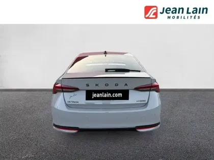 Photo 41 Skoda Octavia  1.5 TSI Hybrid 150 ch ACT DSG7