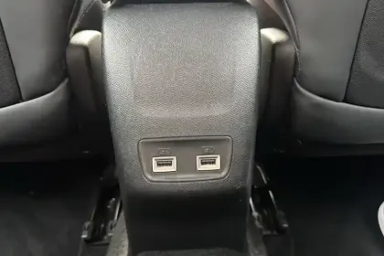 Photo 19 Peugeot 2008  PureTech 130 S&S BVM6