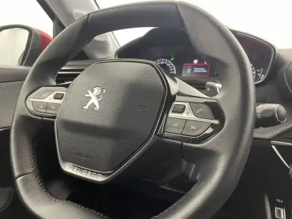 Photo 36 Peugeot 208  PureTech 100 S&S EAT8