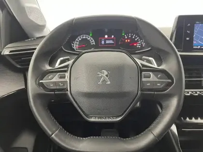 Photo 30 Peugeot 208  PureTech 100 S&S EAT8