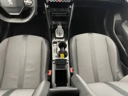 Photo 86 Peugeot 208 Gén. II Ph1 NG Allure 5