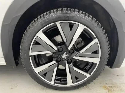 Photo 89 Peugeot 208 Gén. II Ph1 NG GT 5