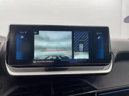 Photo 149 Peugeot 208  PureTech 100 S&S BVM6