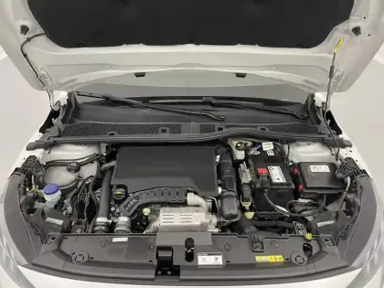 Photo 28 Peugeot 208  PureTech 100 S&S BVM6