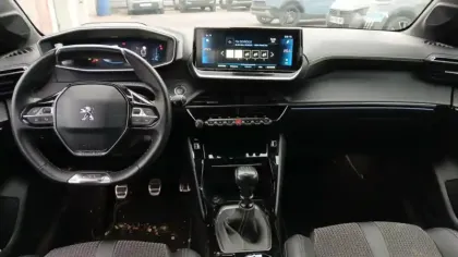 Photo 116 Peugeot 208  PureTech 100 S&S BVM6