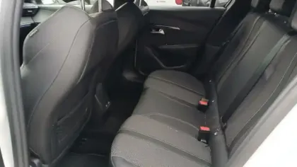 Photo 62 Peugeot 208 Gén. II Ph1 NG GT 5