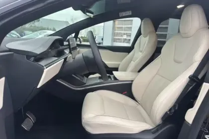 Photo 10 Tesla Model X  100 kWh Tri-Motor