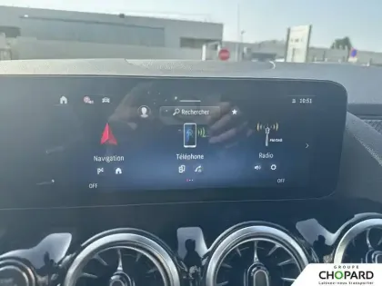 Photo 17 Mercedes GLA  180 d 8G-DCT