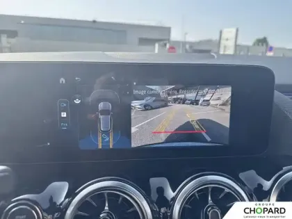 Photo 18 Mercedes GLA  180 d 8G-DCT