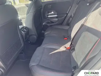 Photo 69 Mercedes GLA  180 d 8G-DCT