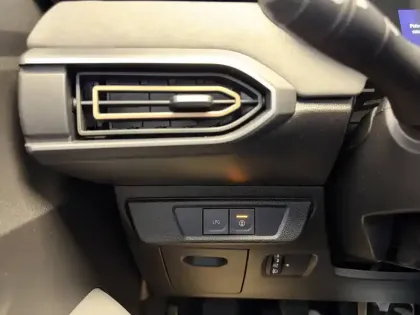 Photo 27 Dacia Sandero  ECO-G 100 GSR2