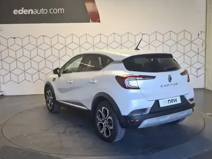 Photo 48 Renault Captur  TCe 90 - 21