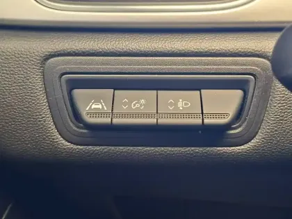 Photo 35 Renault Captur  TCe 90 - 21