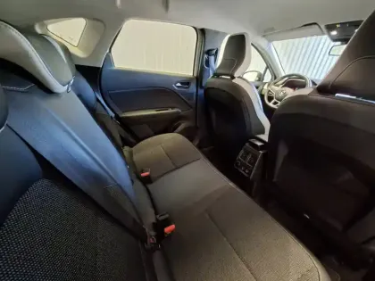 Photo 28 Renault Captur  TCe 90 - 21