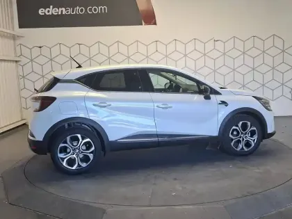 Photo 97 Renault Captur  TCe 90 - 21