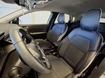 Photo 16 Renault Captur  TCe 90 - 21