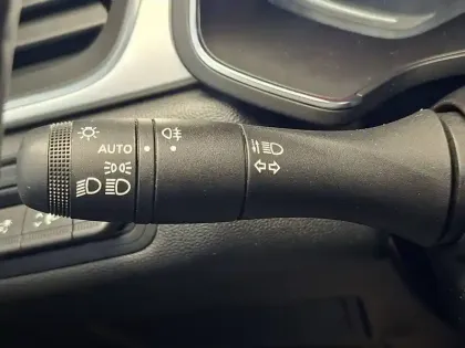 Photo 128 Renault Captur  TCe 90 - 21