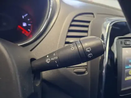 Photo 30 Renault Captur Gén. I (J87) Ph1 Intens 5