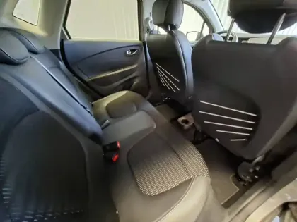 Photo 66 Renault Captur  dCi 90 Energy eco²