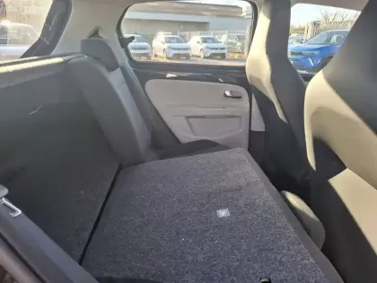 Photo 17 Volkswagen Up  1.0 60